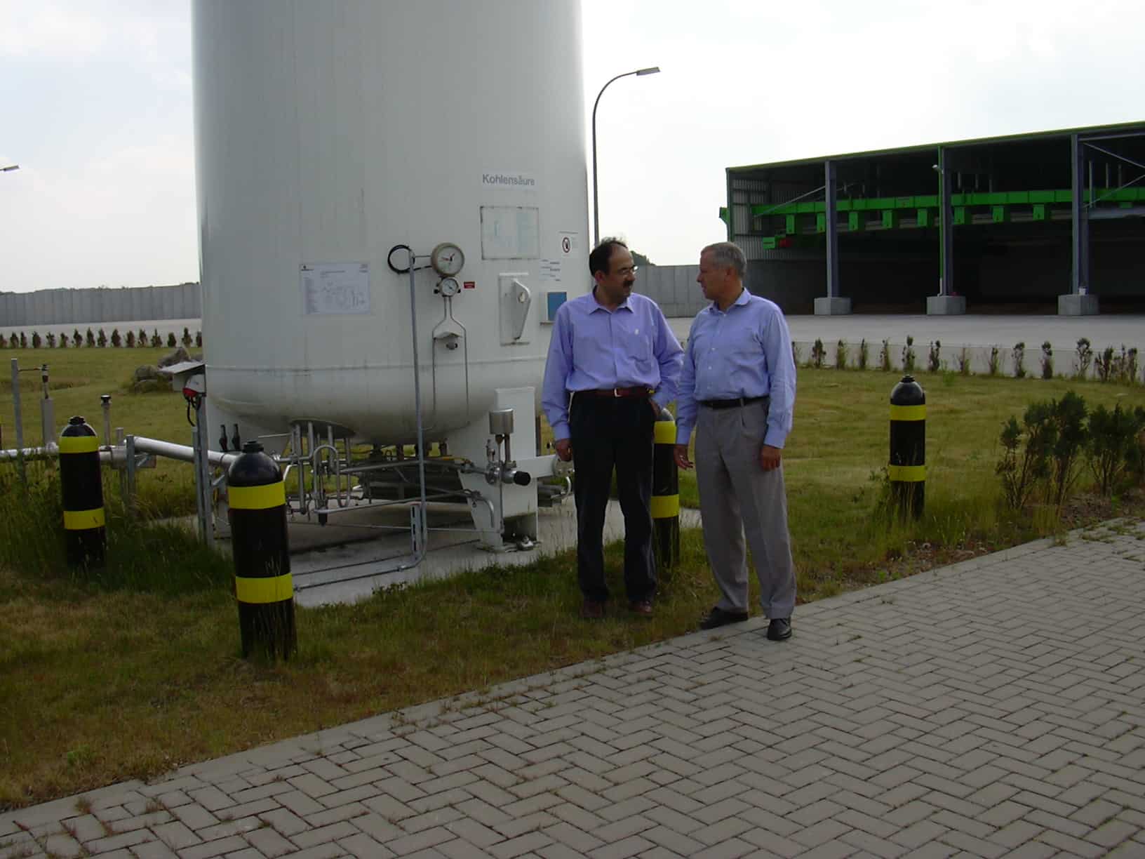 فضای تولید محصولات آلگومد با رعایت استانداردهای کیفی