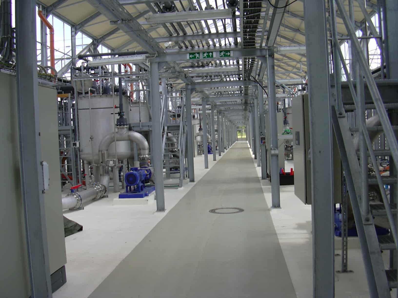 فضای تولید محصولات آلگومد با رعایت استانداردهای کیفی